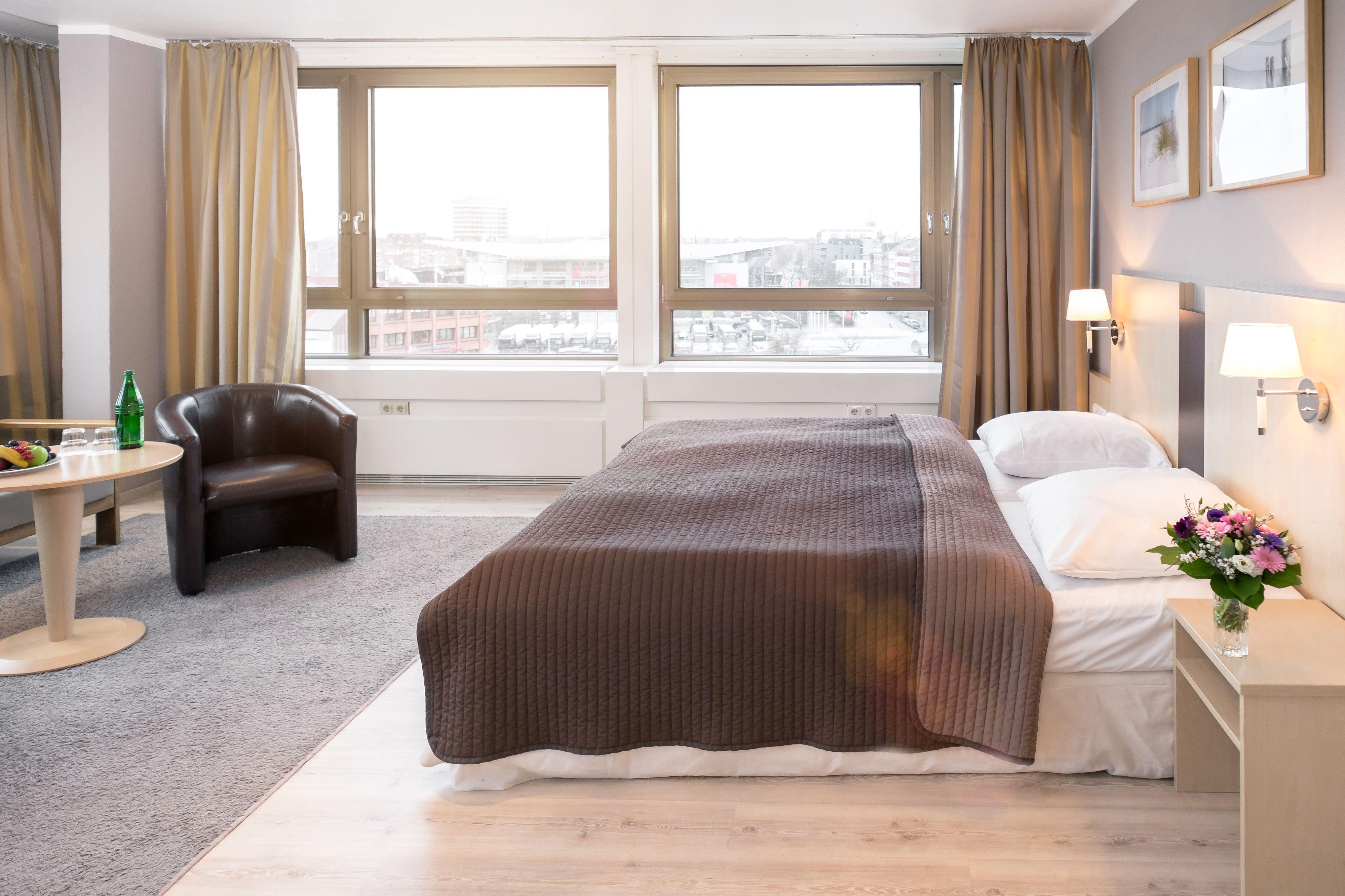 Hotel Astor Kiel By Campanile Exterior photo