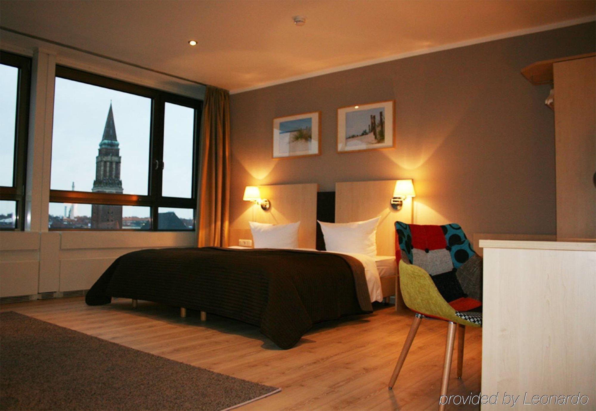 Hotel Astor Kiel By Campanile Exterior photo