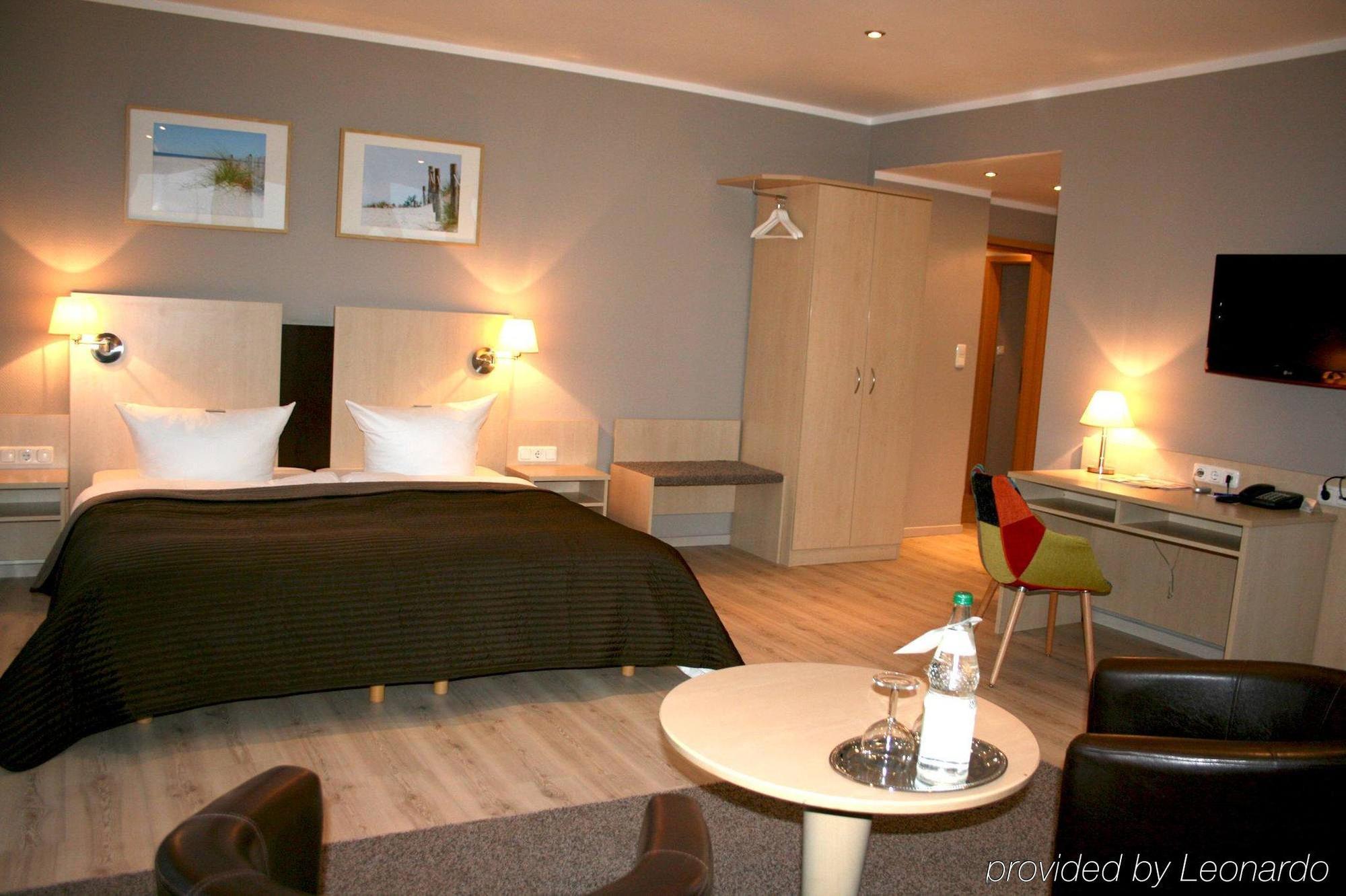 Hotel Astor Kiel By Campanile Exterior photo