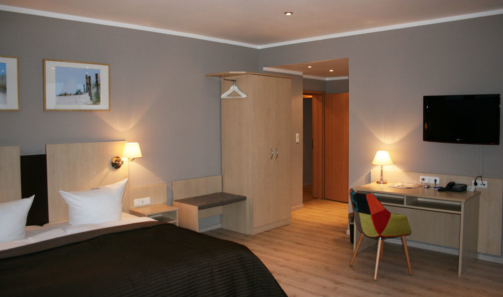 Hotel Astor Kiel By Campanile Exterior photo