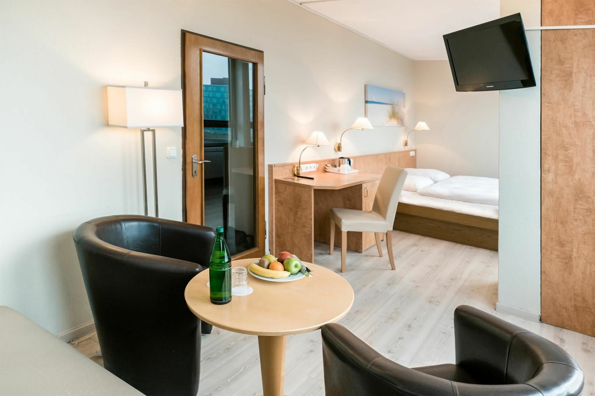 Hotel Astor Kiel By Campanile Exterior photo